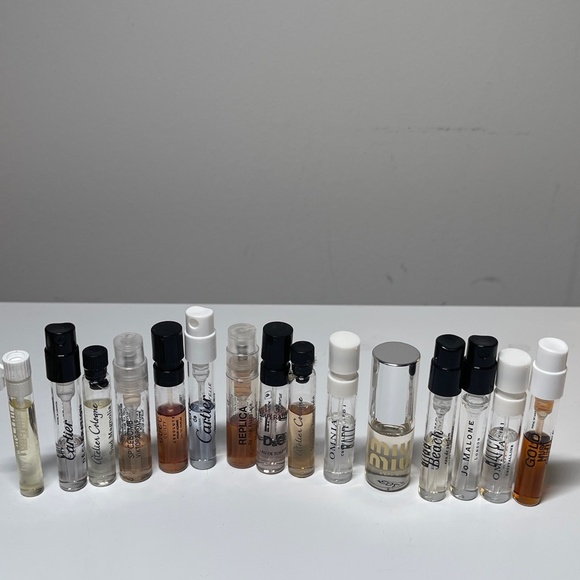 Lot of 29 perfume fragrance Cartier Gucci Aerin JoMalone MIUMIU samples - Picture 3 of 3